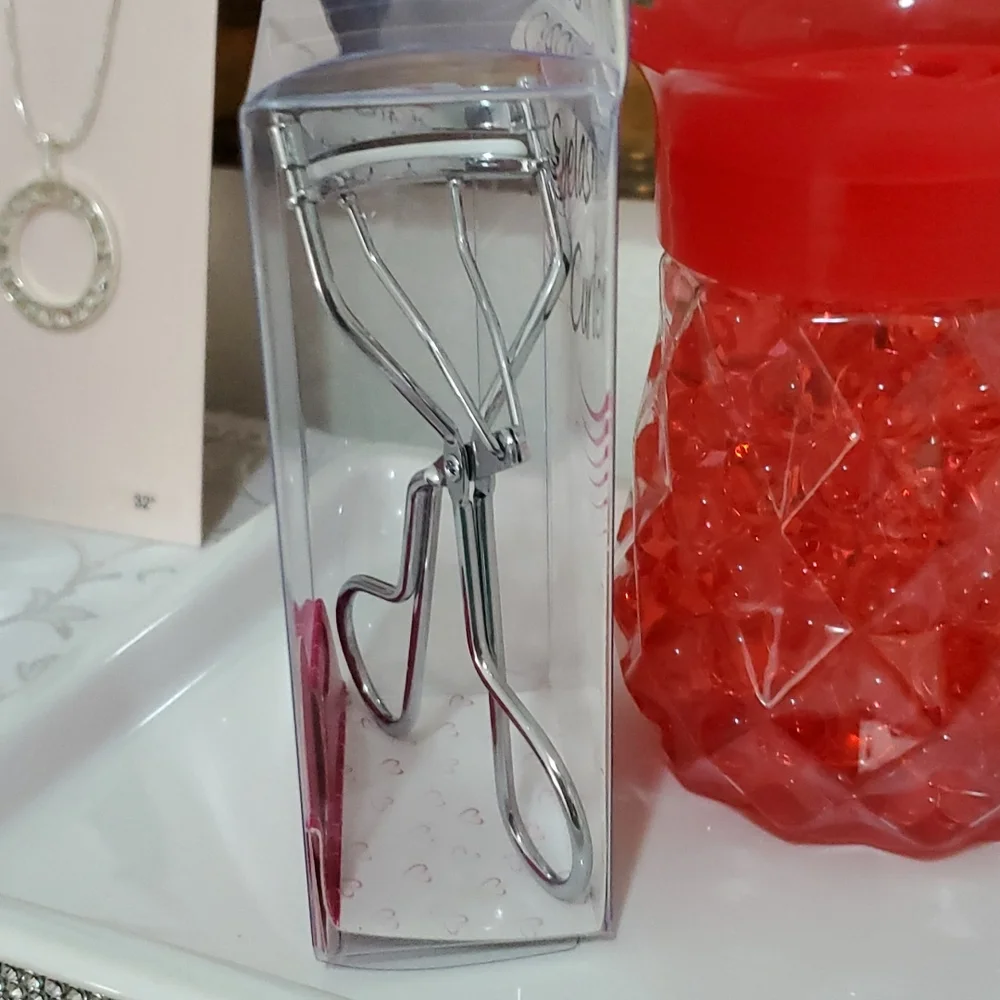 BEAUTY CREATIONS Flirty Lashes Eyelash Curler